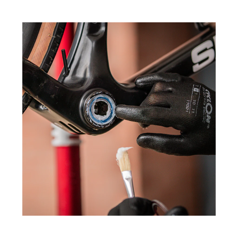 CyclOn Sealing Paste 50ml tube lifestyle picture - bicyquel _