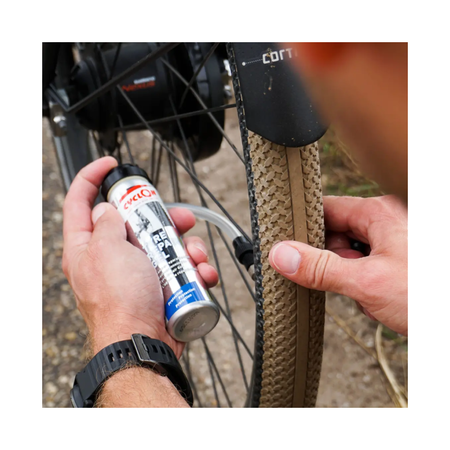 CyclOn Tyre Repair Gel lifestyle picture - bicyquel _