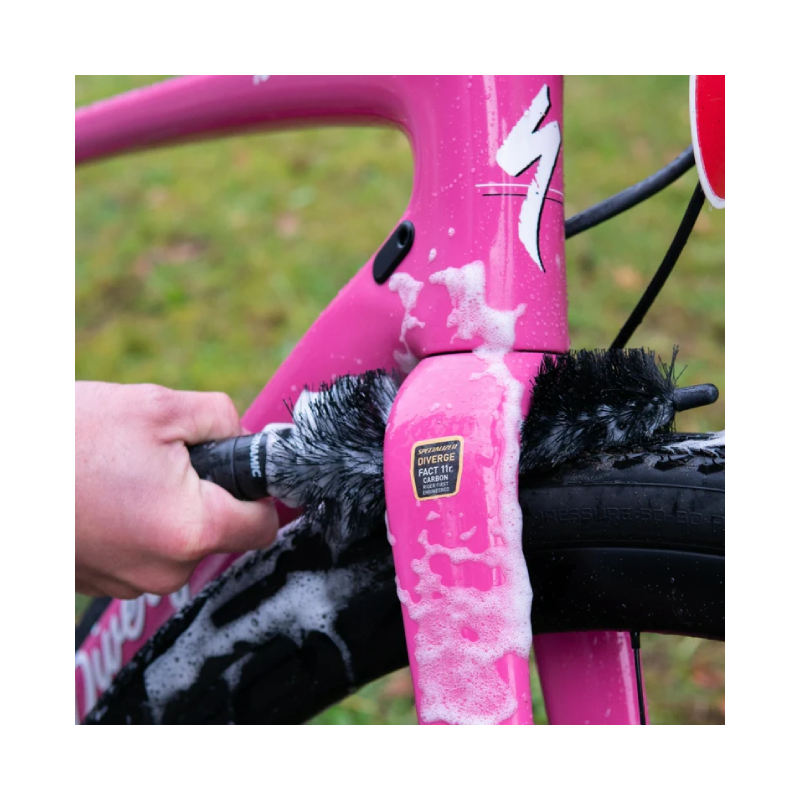 Dynamic Cone Brush lifestyle picture - bicyquel _